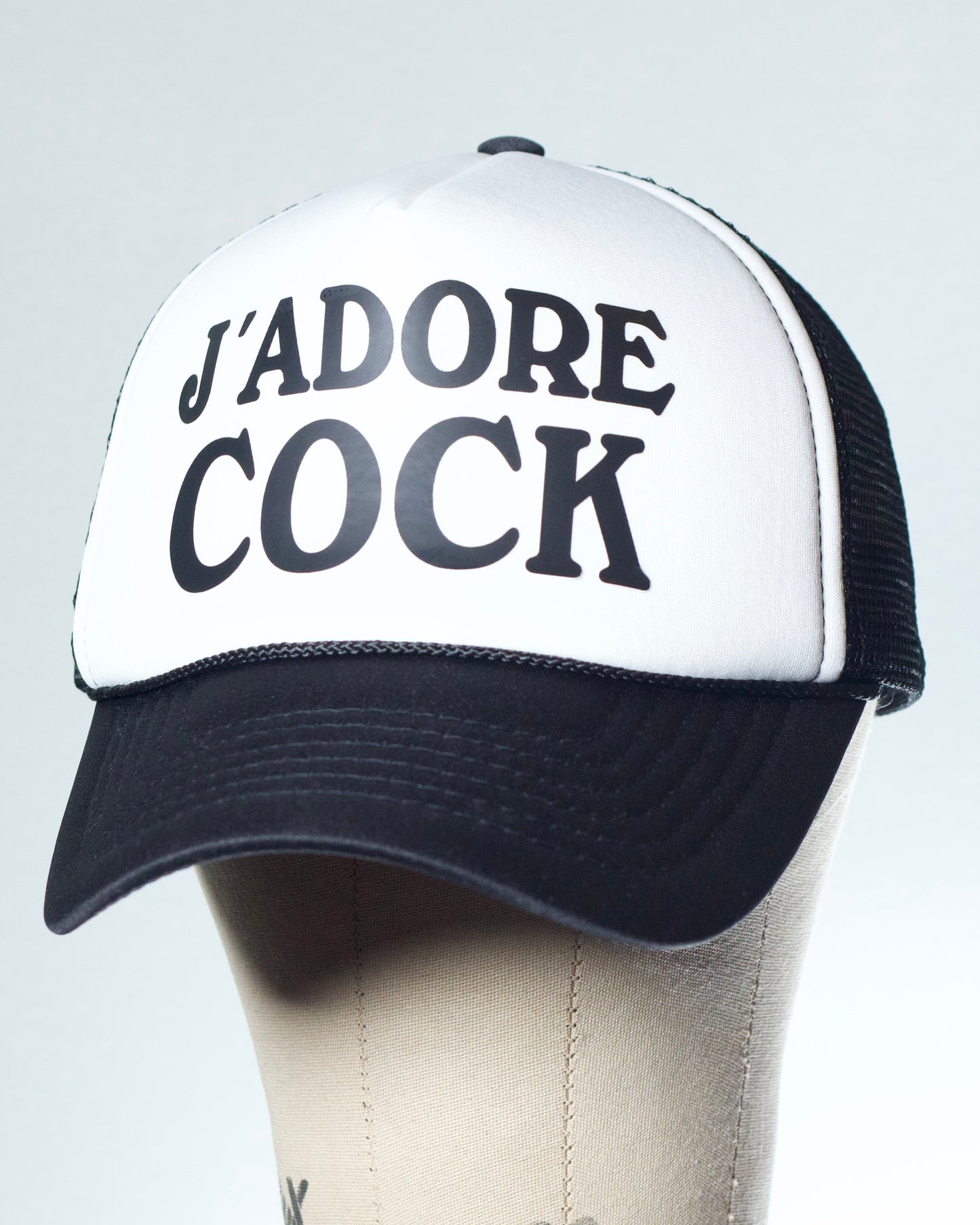 “J’ADORE COCK” cap